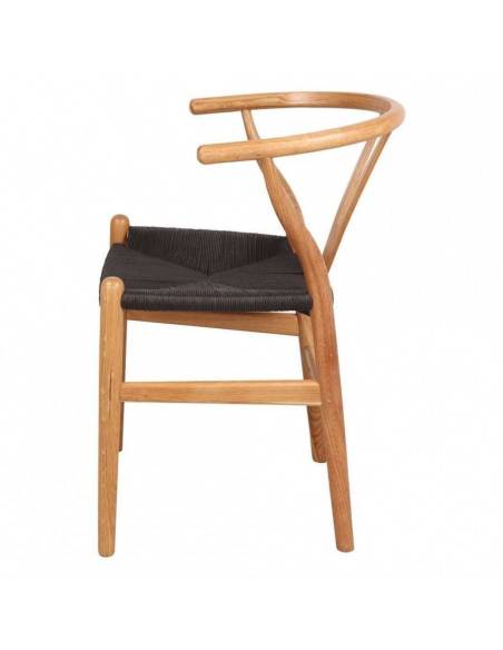 alt= sillón WISHBONE NATURAL Y ASIENTO NEGRO
