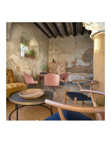 alt= sillón WISHBONE NATURAL Y ASIENTO NEGRO