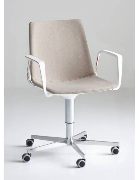 alt= Silla Akami T5R Br Tapizada