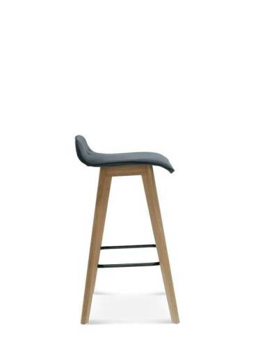 alt= taburete de madera FARO