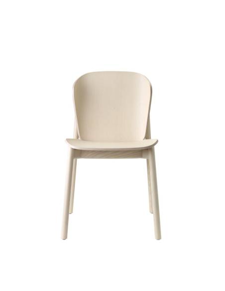 alt= Silla de madera Finn