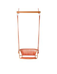alt= Lisa Swing Hancing 2