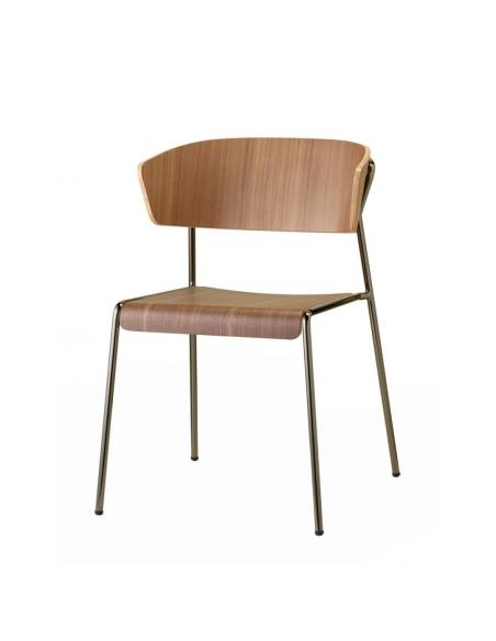alt= Sillón Lisa con asiento de madera