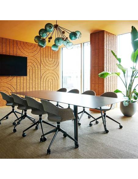 alt= Sillón Lady B Pop con ruedas tapizado