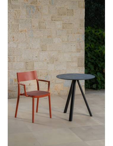 alt= Mesa Norman 3-Pod Compactop