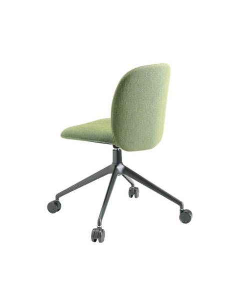 alt= Silla Mentha Pop con ruedas