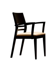 alt= sillón de madera BILBAO